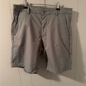 St. John's Bay Men's Light Gray Flat Front Shorts